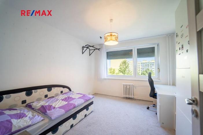 Prodej bytu 4+1, Praha - Řepy, Španielova, 90 m2