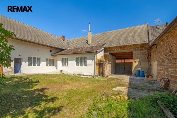 Prodej rodinného domu, Spytihněv, 278 m2