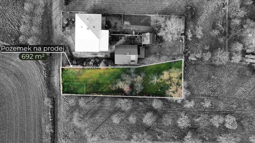 Prodej pozemku pro bydlení, Chomýž, 692 m2