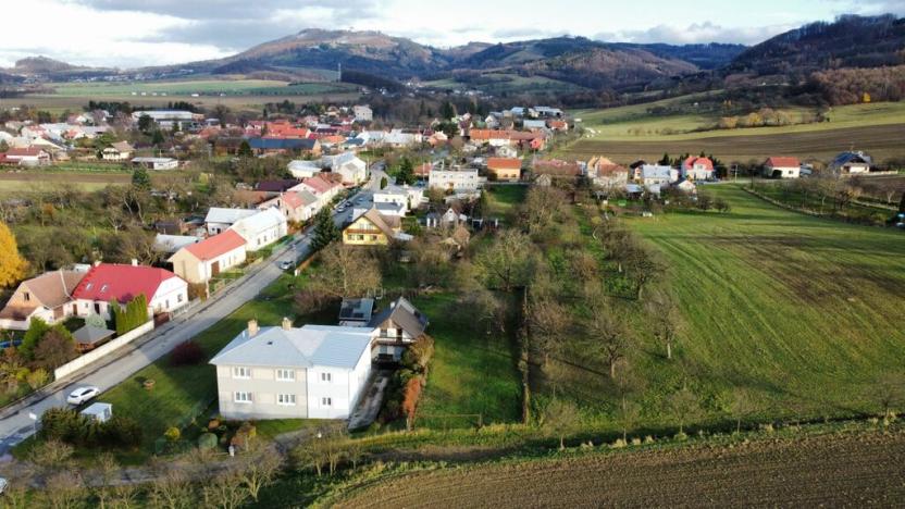 Prodej pozemku pro bydlení, Chomýž, 692 m2