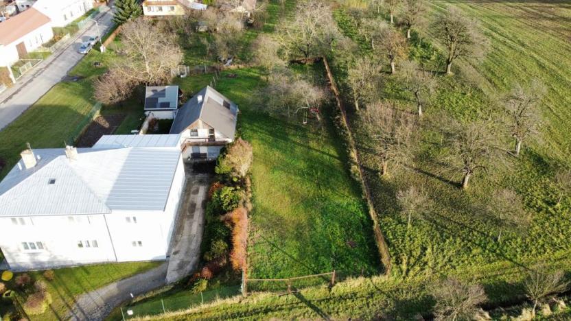 Prodej pozemku pro bydlení, Chomýž, 692 m2