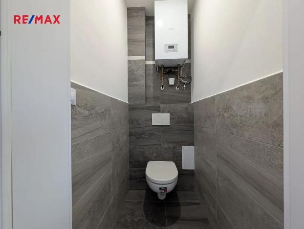 Pronájem bytu 3+kk, Praha - Vršovice, Na louži, 97 m2