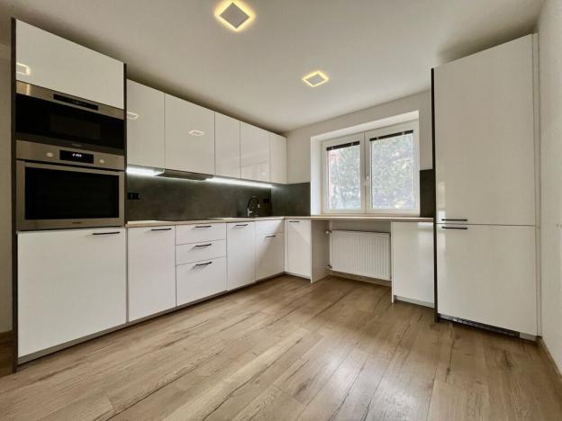 Pronájem bytu 2+1, Ostrava, Abramovova, 48 m2