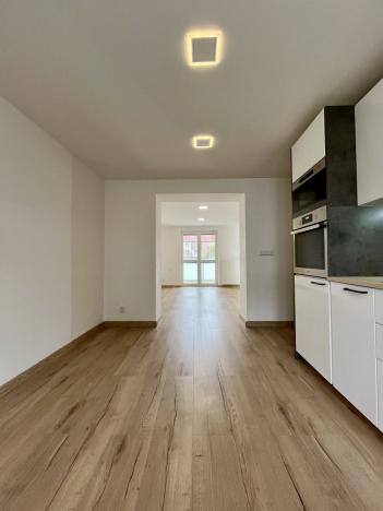 Pronájem bytu 2+1, Ostrava, Abramovova, 48 m2