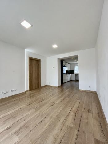 Pronájem bytu 2+1, Ostrava, Abramovova, 48 m2