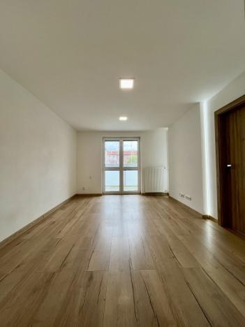 Pronájem bytu 2+1, Ostrava, Abramovova, 48 m2