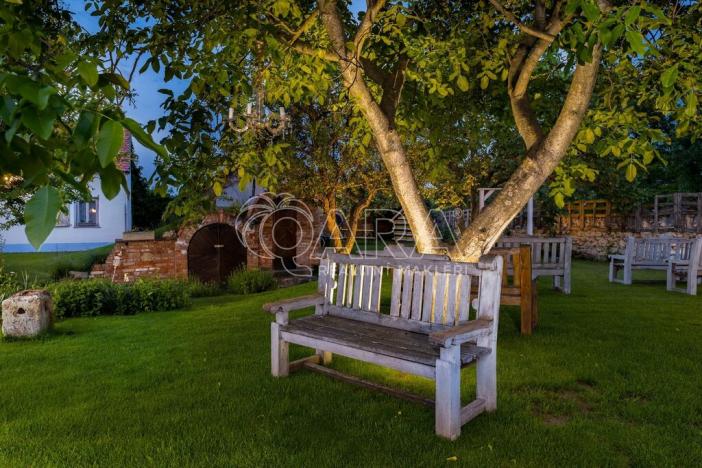 Prodej ubytování, Brod nad Dyjí, 588 m2