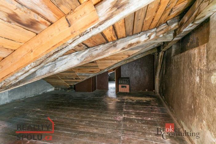 Prodej komerční nemovitosti, Karlovy Vary, Varšavská, 145 m2