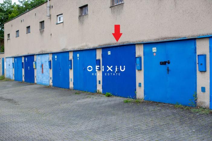 Prodej garáže, Adamov, Komenského, 20 m2