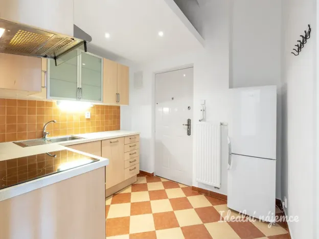 Pronájem bytu 2+kk, Praha - Nusle, Maroldova, 42 m2