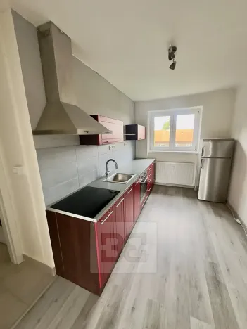 Pronájem bytu 2+1, Kladno, U výtopny, 51 m2