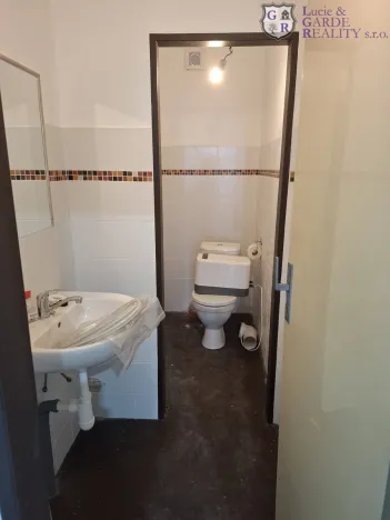 Pronájem skladu, Kostelec nad Labem, Letná, 232 m2