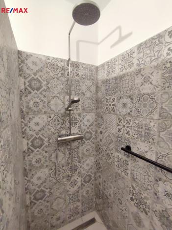 Pronájem bytu 2+kk, Třebíč, Zdislavina, 45 m2