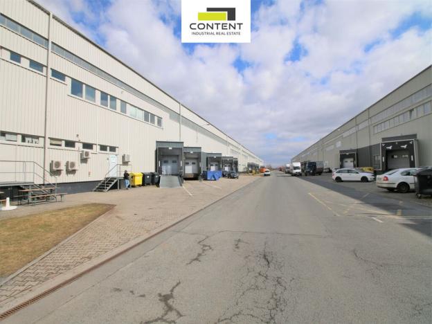 Pronájem výrobních prostor, Kněževes, Nad Kovárnou, 4264 m2