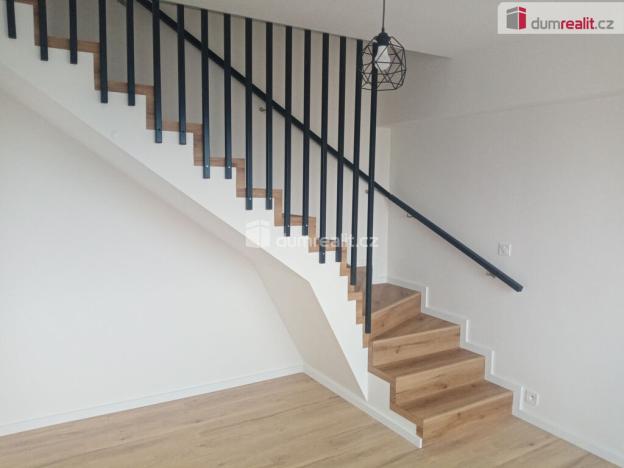 Pronájem bytu 3+1, Děčín - Děčín III-Staré Město, Zelená, 65 m2