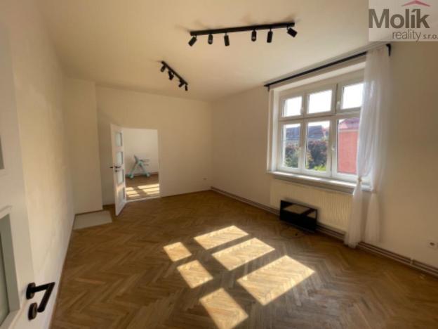 Pronájem bytu 2+1, Chomutov, Křižíkova, 82 m2