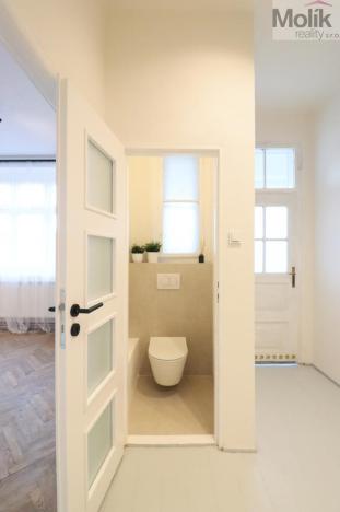 Pronájem bytu 2+1, Chomutov, Křižíkova, 82 m2