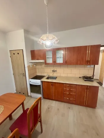 Pronájem bytu 2+1, Kostelec na Hané, Sportovní, 61 m2