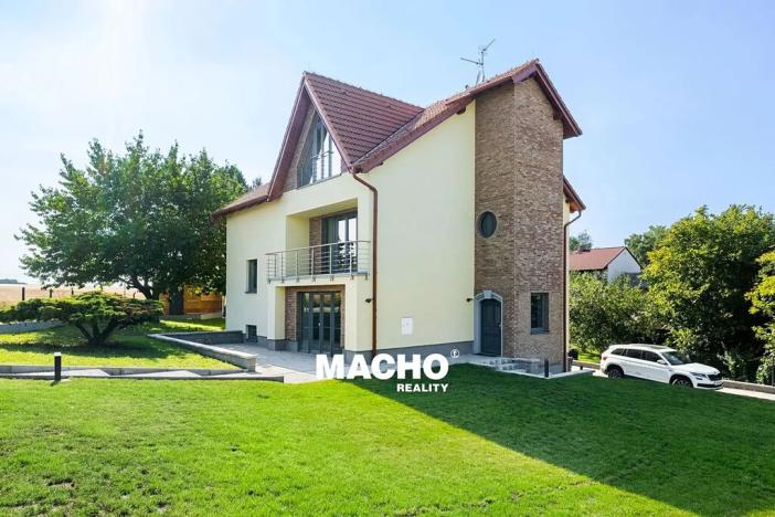 Pronájem rodinného domu, Kosoř, Školská, 380 m2
