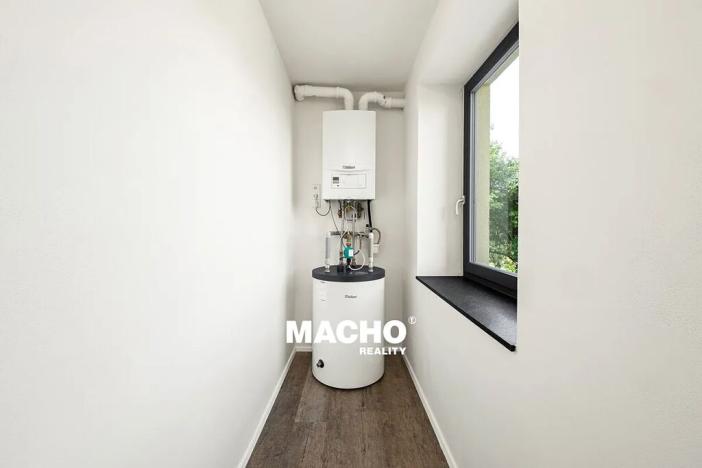 Pronájem rodinného domu, Kosoř, Školská, 380 m2