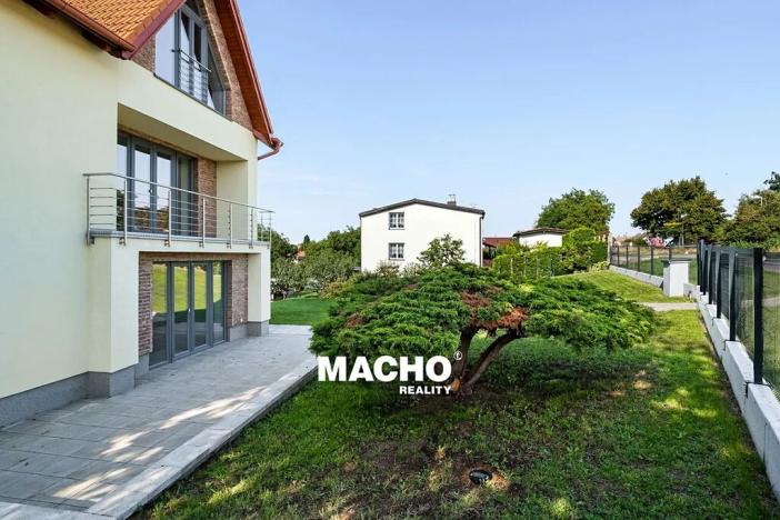 Pronájem rodinného domu, Kosoř, Školská, 380 m2