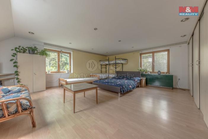 Prodej rodinného domu, Jesenný, 246 m2