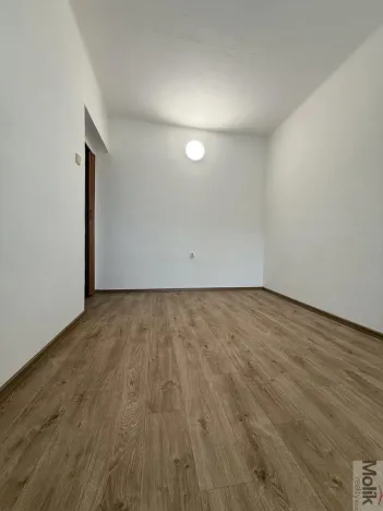 Pronájem bytu 2+1, Meziboří, J. A. Komenského, 44 m2