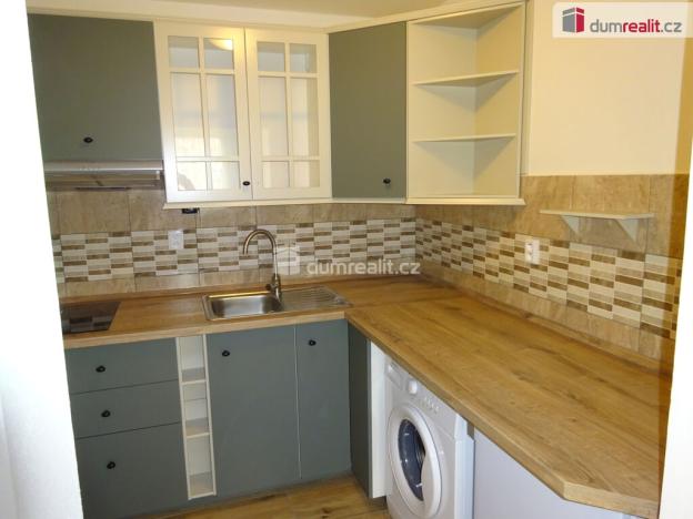 Pronájem bytu 2+kk, Praha - Ruzyně, Ciolkovského, 45 m2
