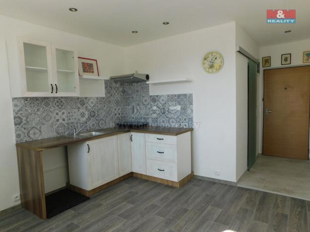 Pronájem bytu 2+kk, Jablonec nad Nisou, Sadová, 36 m2