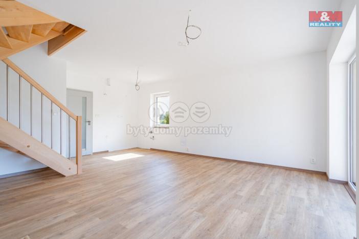 Prodej bytu 3+kk, Černá v Pošumaví - Bližná, 83 m2