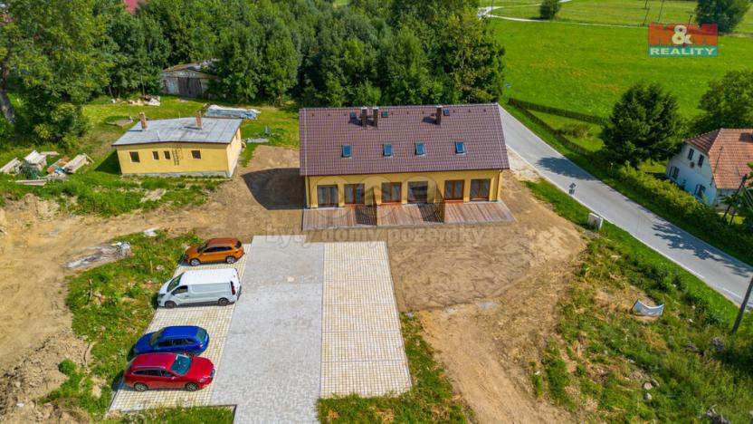 Prodej bytu 3+kk, Černá v Pošumaví - Bližná, 83 m2