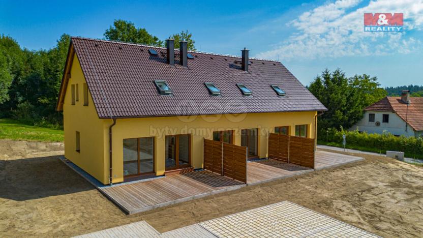 Prodej bytu 3+kk, Černá v Pošumaví - Bližná, 83 m2