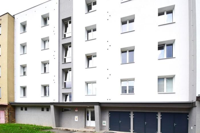 Prodej bytu 3+1, Plzeň - Lobzy, Pod Vrchem, 70 m2