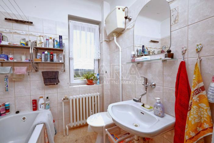 Prodej rodinného domu, Kosoř, Dolejší, 250 m2