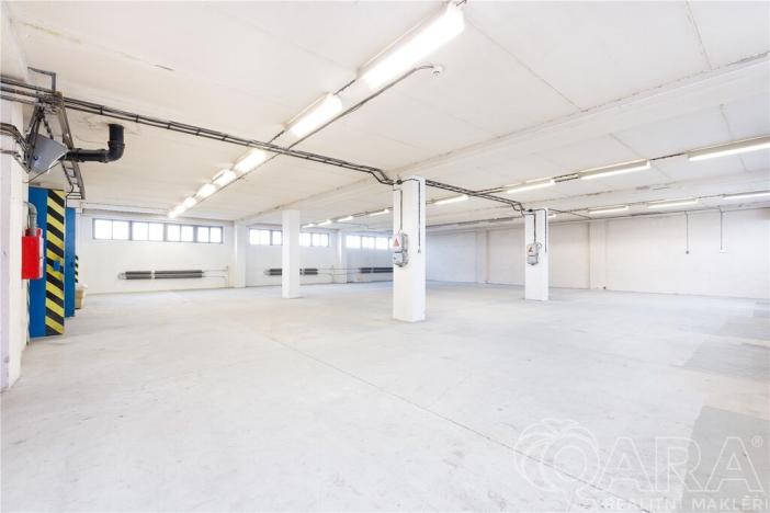 Pronájem skladu, Planá nad Lužnicí, Chýnovská, 1324 m2