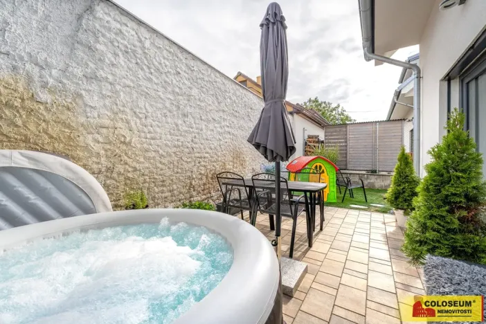 Prodej rodinného domu, Hrušovany nad Jevišovkou, 95 m2