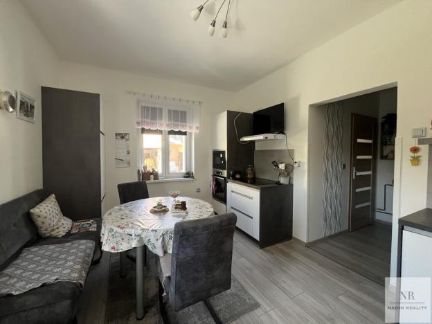 Prodej vícegeneračního domu, Karlovy Vary, Fr. Halase, 226 m2