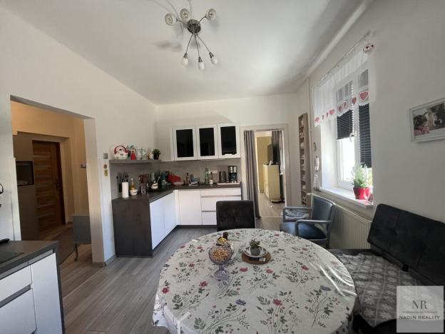 Prodej vícegeneračního domu, Karlovy Vary, Fr. Halase, 226 m2