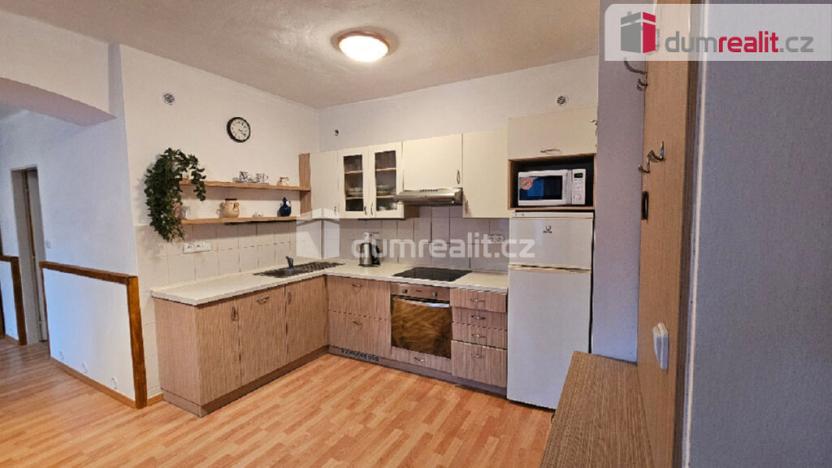 Pronájem bytu 1+kk, Bystřice, Dr. E. Beneše, 33 m2