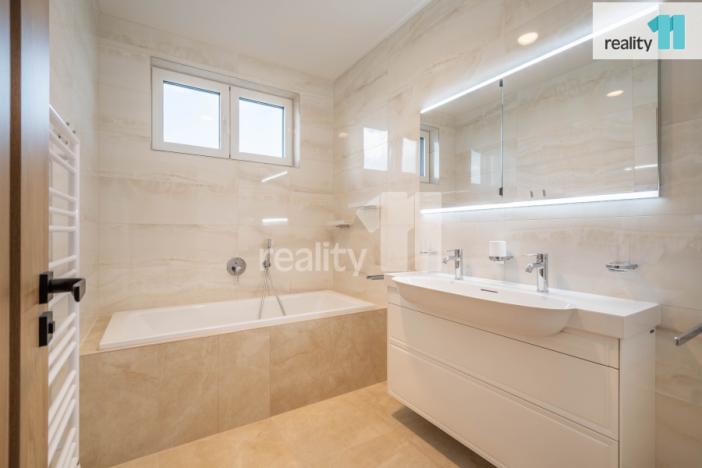 Pronájem rodinného domu, Herink, Na Návsi, 185 m2