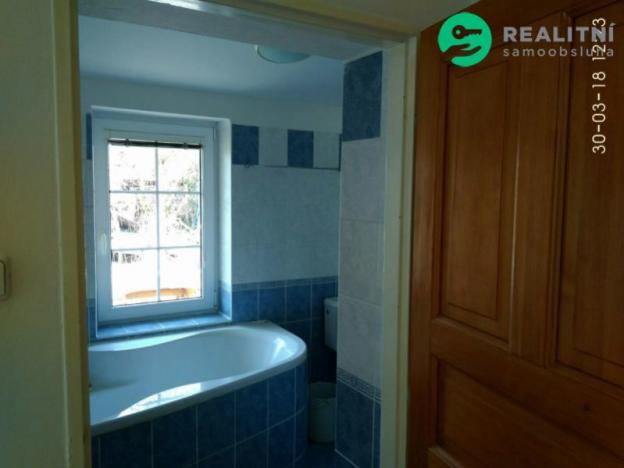 Pronájem bytu 2+kk, Praha - Běchovice, Václava Kovaříka, 50 m2