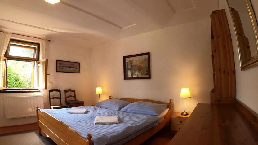 Prodej chalupy, Pecka, 300 m2