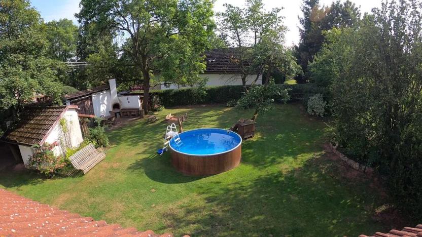 Prodej chalupy, Pecka, 300 m2