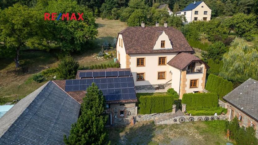 Prodej komerční nemovitosti, Nový Knín, 360 m2