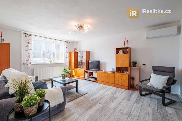 Prodej rodinného domu, Lučice, 225 m2