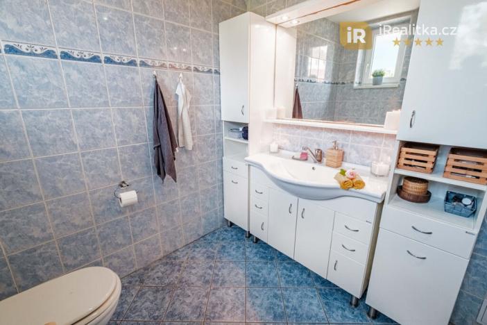 Prodej rodinného domu, Lučice, 225 m2