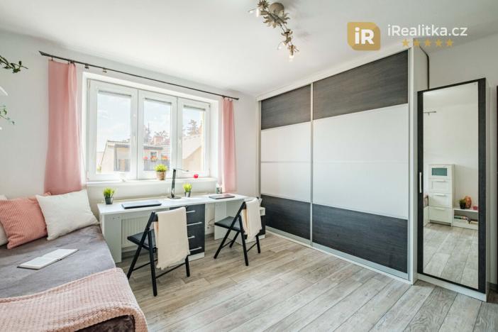 Prodej rodinného domu, Lučice, 225 m2