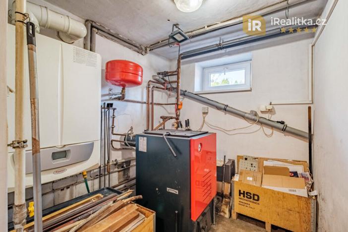 Prodej rodinného domu, Lučice, 225 m2