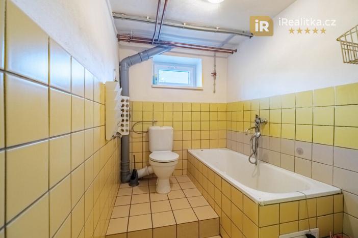 Prodej rodinného domu, Lučice, 225 m2