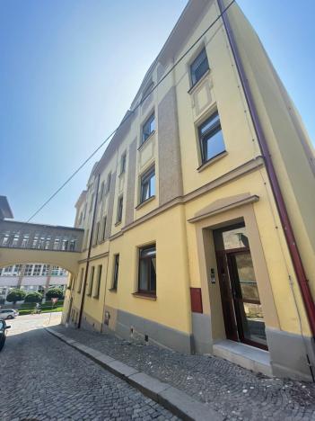 Prodej bytu 2+1, Náchod, Na Letné, 69 m2